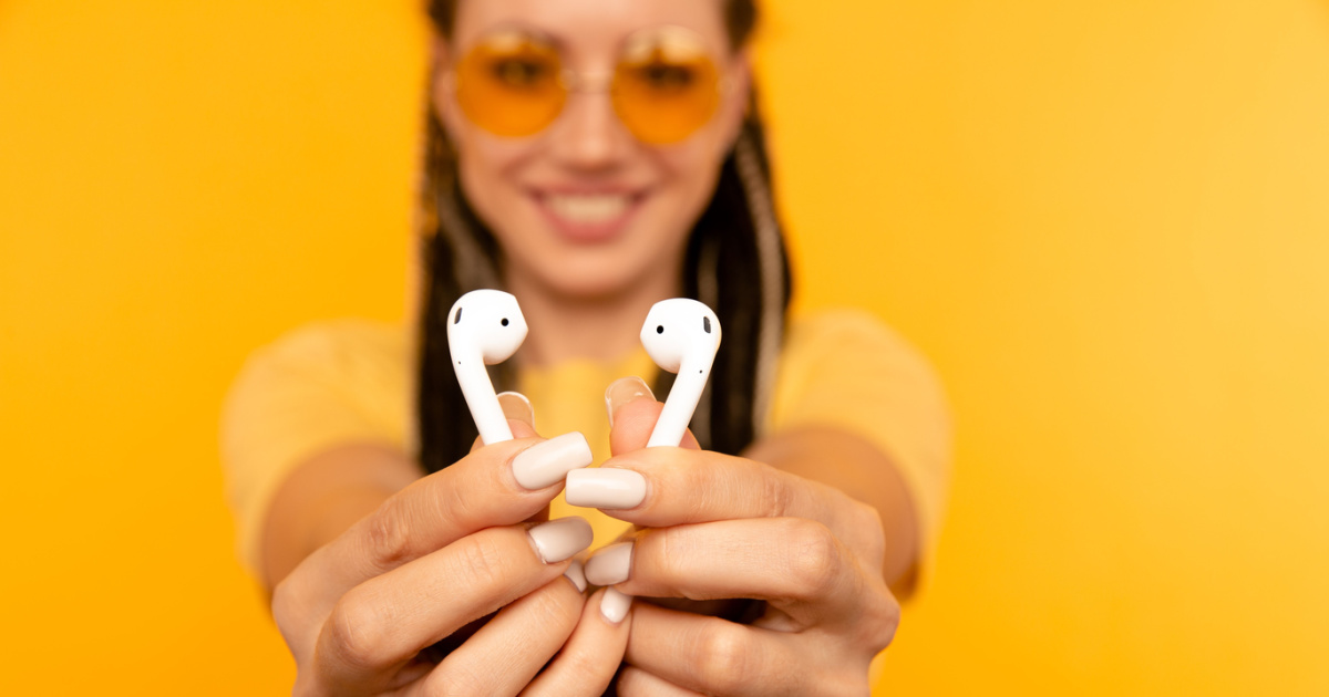 How To Share Audio With AirPods or Beats Headphones