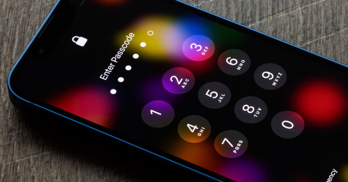What Is ‘Expire Previous Passcode’ on iPhone and How To Use It